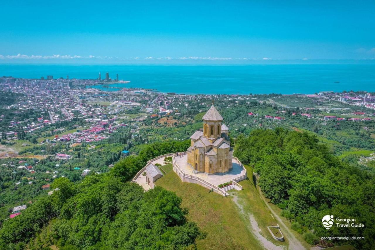 Aparthotel Khimshia Batumi Esterno foto
